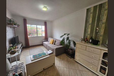 Casa à venda com 3 quartos, 245m² em Jardim Monte Kemel, São Paulo