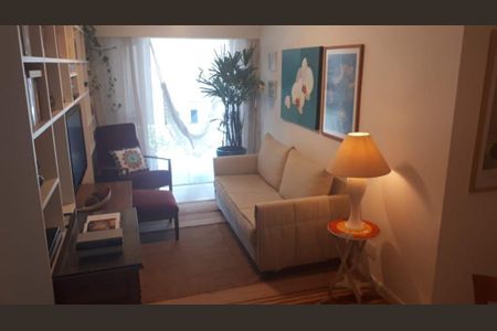 Apartamento à venda com 2 quartos, 76m² em Itaipu, Niterói