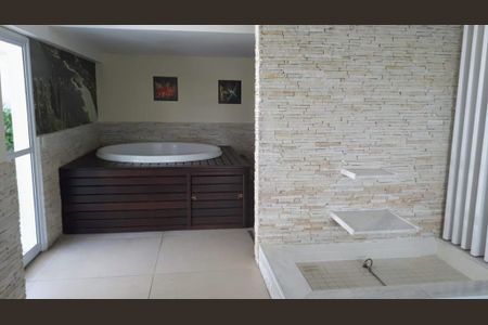 Apartamento à venda com 2 quartos, 76m² em Itaipu, Niterói