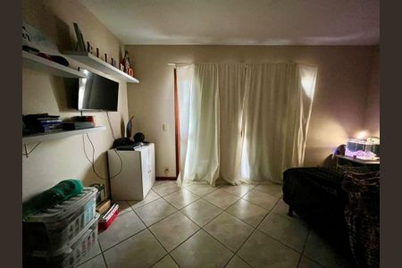 Casa à venda com 5 quartos, 223m² em Itaipu, Niterói