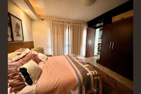 Casa à venda com 5 quartos, 223m² em Itaipu, Niterói