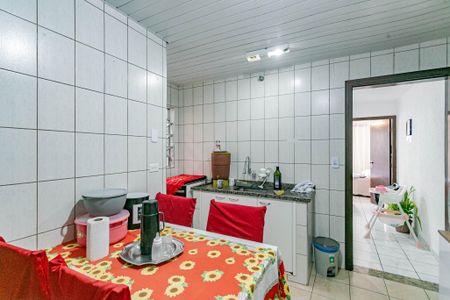 Casa à venda com 200m², 4 quartos e 2 vagasCozinha