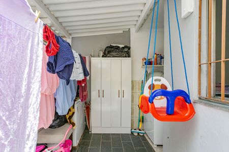 Casa à venda com 200m², 4 quartos e 2 vagasÁrea de Serviço