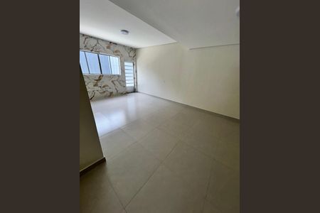 Casa à venda com 2 quartos, 120m² em Vila Tibiriçá, Santo André