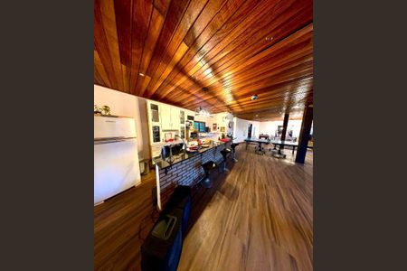 Casa à venda com 4 quartos, 826m² em Vila Progresso, Niterói