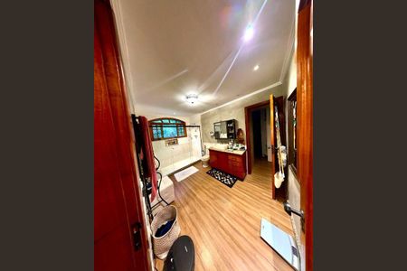 Casa à venda com 4 quartos, 826m² em Vila Progresso, Niterói