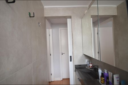Apartamento para alugar com 55m², 2 quartos e sem vagaBanheiro