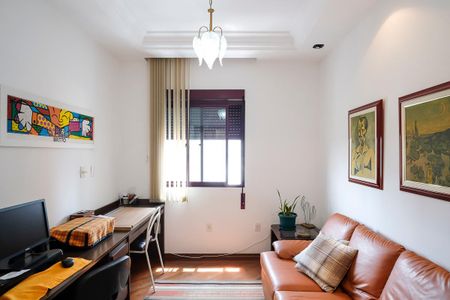 Apartamento à venda com 158m², 3 quartos e 2 vagasEscritório