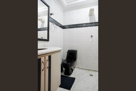 Apartamento à venda com 158m², 3 quartos e 2 vagasBanheiro da suíte 2