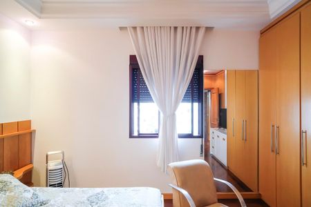 Apartamento à venda com 158m², 3 quartos e 2 vagasSuíte 1