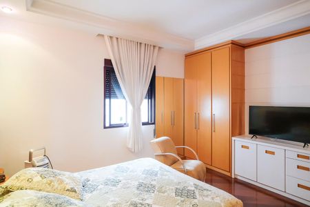 Apartamento à venda com 158m², 3 quartos e 2 vagasSuíte 1