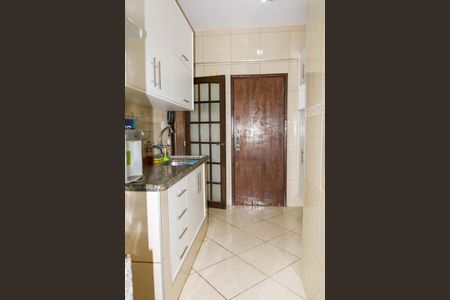 Apartamento à venda com 75m², 2 quartos e 2 vagasCozinha