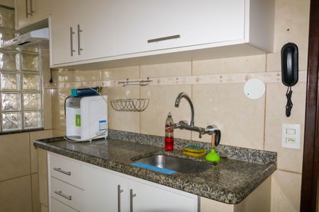 Apartamento à venda com 75m², 2 quartos e 2 vagasCozinha