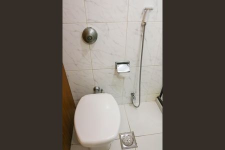 Apartamento à venda com 75m², 2 quartos e 2 vagasBanheiro