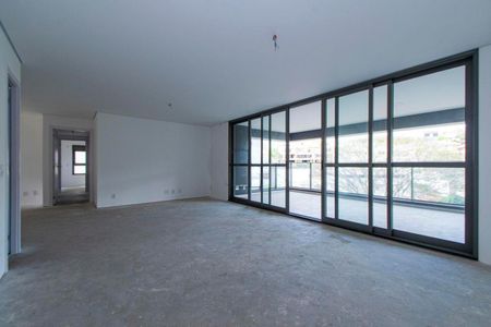 Apartamento à venda com 4 quartos, 237m² em Sumaré, São Paulo