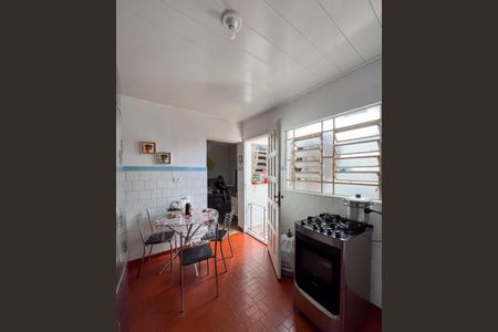 Casa à venda com 200m², 4 quartos e 2 vagasCozinha 1