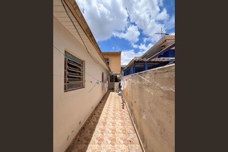 Casa à venda com 200m², 4 quartos e 2 vagasQuintal