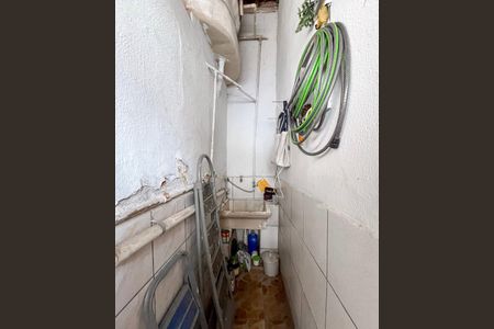 Casa à venda com 200m², 4 quartos e 2 vagasÁrea de Serviço 2