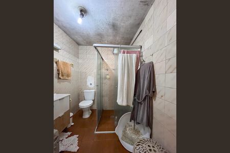 Casa à venda com 200m², 4 quartos e 2 vagasBanheiro 2