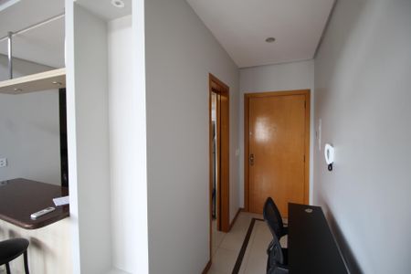 Apartamento para alugar com 75m², 1 quarto e 1 vagaHall