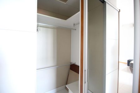 Apartamento para alugar com 75m², 1 quarto e 1 vagaCloset da suíte 1