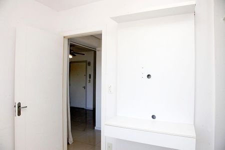 Apartamento à venda com 58m², 2 quartos e 2 vagasQuarto 2