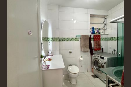 Apartamento à venda com 48m², 1 quarto e sem vaga Apartamento à venda com 48m², 1 quarto e sem vagaSuíte - banheiro