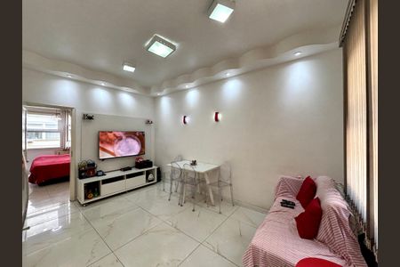 Apartamento à venda com 48m², 1 quarto e sem vaga Apartamento à venda com 48m², 1 quarto e sem vagaSala