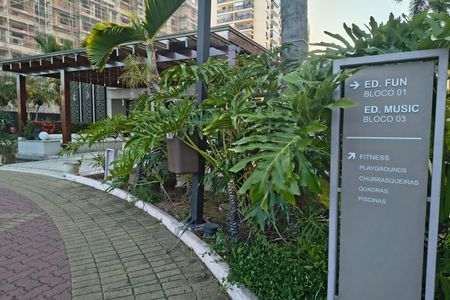 Apartamento para alugar com 79m², 2 quartos e 1 vagaÁrea comum