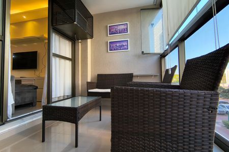 Apartamento para alugar com 79m², 2 quartos e 1 vagaVaranda