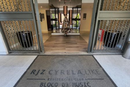 Apartamento para alugar com 79m², 2 quartos e 1 vagaHall de entrada