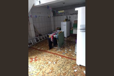 Casa à venda com 128m², 3 quartos e 1 vagaÁrea de serviço
