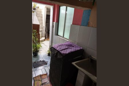 Casa à venda com 128m², 3 quartos e 1 vagaÁrea de serviço