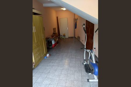 Casa à venda com 128m², 3 quartos e 1 vagaÁrea externa