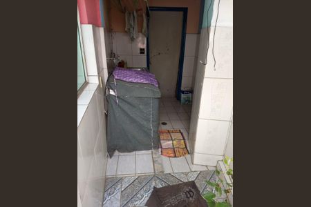 Casa à venda com 128m², 3 quartos e 1 vagaÁrea de serviço