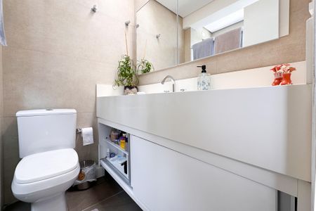 Apartamento à venda com 149m², 2 quartos e 2 vagasBanheiro da Suíte 2