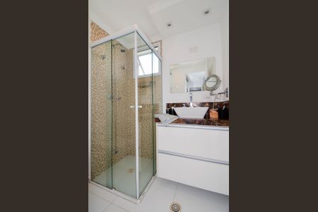 Apartamento à venda com 95m², 3 quartos e 2 vagasBanheiro Social