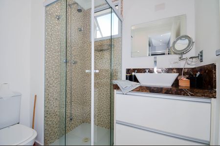 Apartamento à venda com 95m², 3 quartos e 2 vagasBanheiro Social