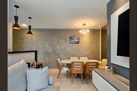 Apartamento à venda com 65m², 2 quartos e 2 vagasSala