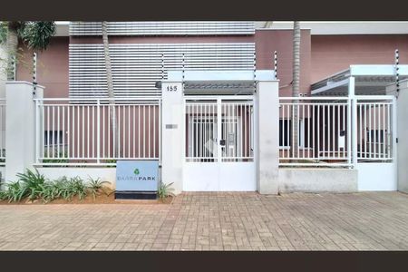 Apartamento à venda com 65m², 2 quartos e 2 vagasFachada