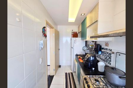 Apartamento à venda com 99m², 3 quartos e 2 vagasCozinha e Área de Serviço