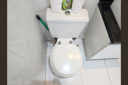 Apartamento à venda com 99m², 3 quartos e 2 vagasBanheiro Social 01