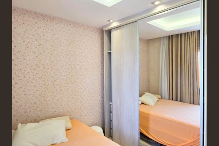 Apartamento à venda com 99m², 3 quartos e 2 vagasQuarto 03