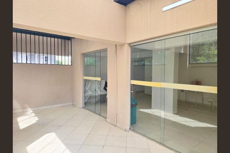 Apartamento à venda com 99m², 3 quartos e 2 vagasÁrea comum - Salão de festas
