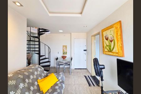 Apartamento à venda com 99m², 3 quartos e 2 vagasDuplex Sala 01