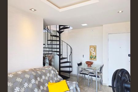 Apartamento à venda com 99m², 3 quartos e 2 vagasDuplex Sala 01