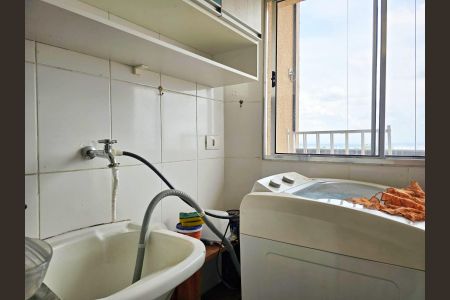 Apartamento à venda com 99m², 3 quartos e 2 vagasCozinha e Área de Serviço