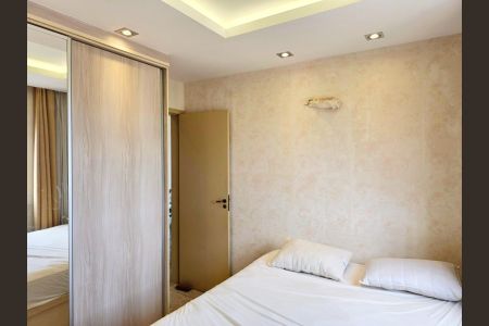 Apartamento à venda com 99m², 3 quartos e 2 vagasSuíte 