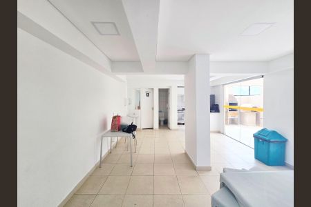 Apartamento à venda com 99m², 3 quartos e 2 vagasÁrea comum - Salão de festas