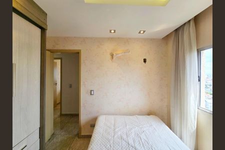 Apartamento à venda com 99m², 3 quartos e 2 vagasQuarto 02